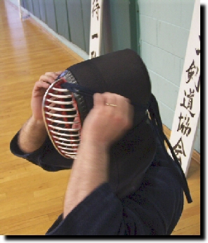Straighten the himo